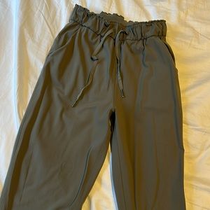 Lululemon joggers